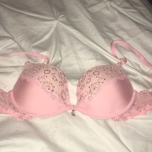 Victoria’s Secret bra